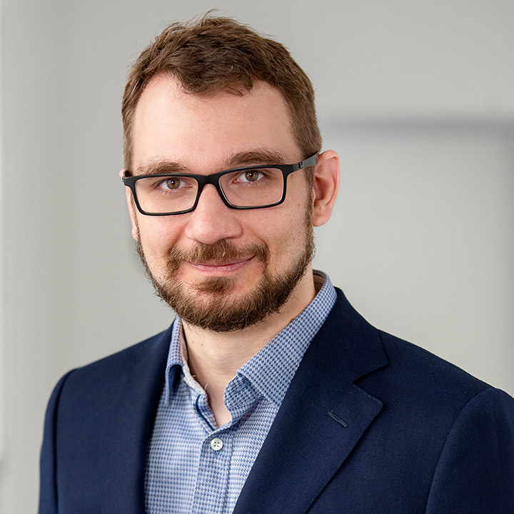 consulting-team-andreas.jpg